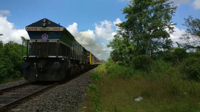 Winter Special Trains #1 | Konkan Railway | Railfanning