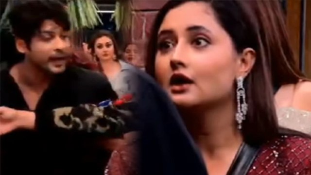 Bigg Boss 13: अब Rashami Desai फेंकी Siddharth Shukla पर गरम-गरम चाय | FilmiBeat