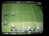 PES 2008 : but de 25 mètres de Dos Santos