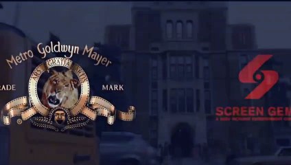 Carrie (2013) - (Carrie  - A Estranha) - Trailer Legendado PT