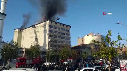 Batman’da korkutan yangın...Dumanlar gökyüzünü kapladı