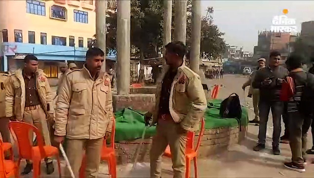 पूर्व नियोजित हिंसा से सुलगा शहर; 3 इलाकों से पलायन कर रहे लोग, महिलाएं मस्जिदों में शरण ले रहीं