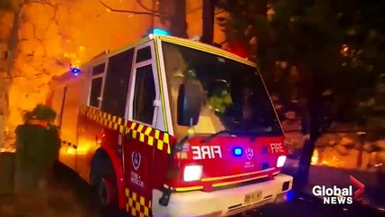Incêndios florestais na Austrália circundam Sydney, enquanto as ondas de calor continuam