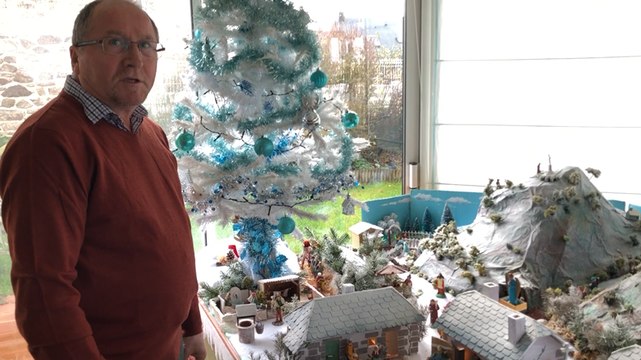 Patrick Renoult crée des crèches géantes