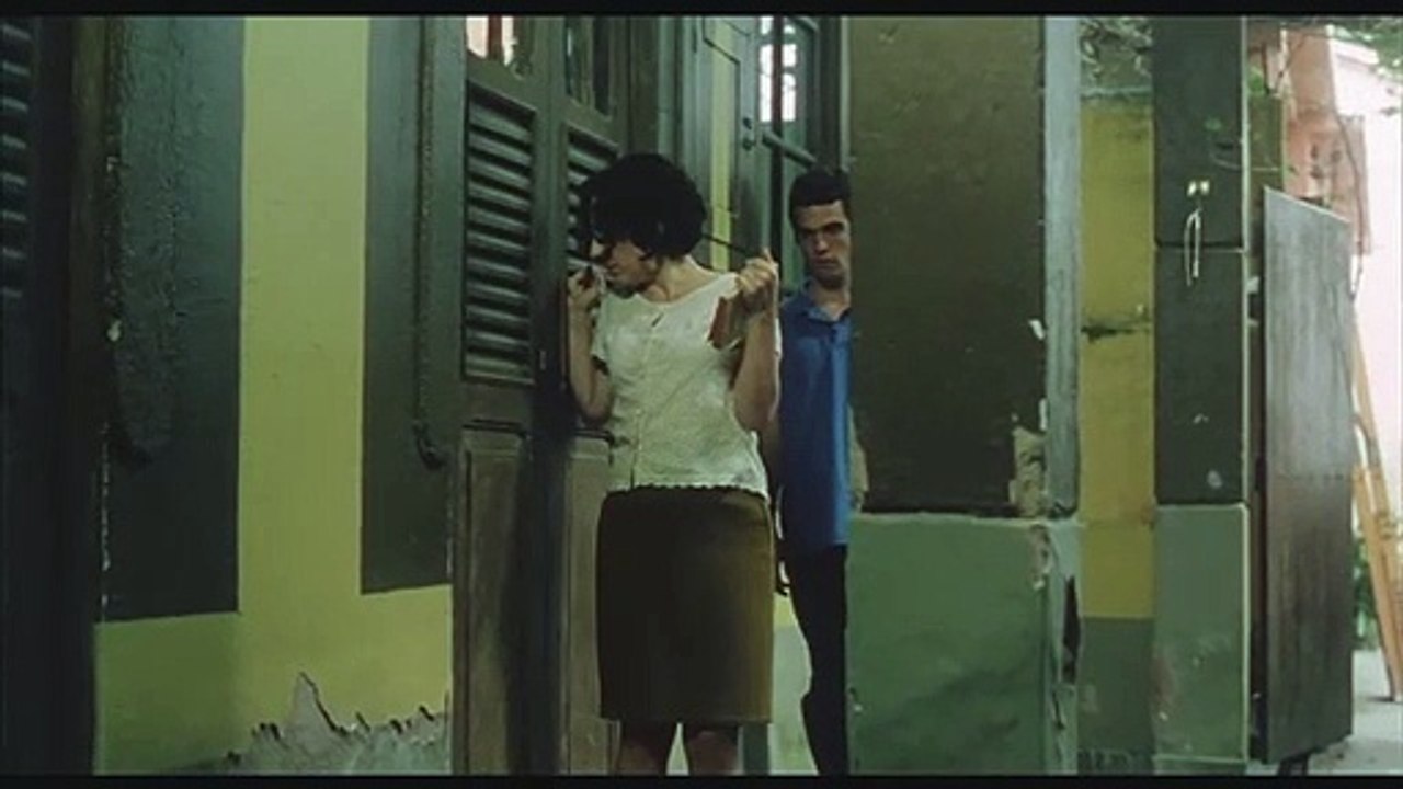 Trailer Educação Sentimental