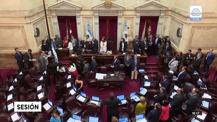 Congreso argentino aprueba ley de emergencia en crucial respaldo a Fernández