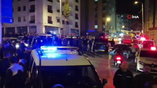 Cadde ortasında otomobile kurşun yağdırdılar: 2 ağır yaralı