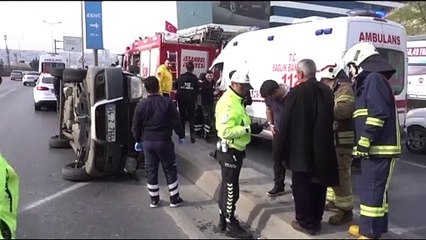 Esenyurt'ta kaza nedeniyle trafik aksadı - İSTANBUL
