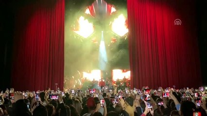 Tarkan Köln'de konser verdi