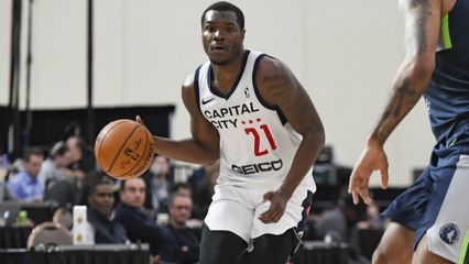 Jalen Jones Posts 20 points & 13 rebounds vs. Austin Spurs