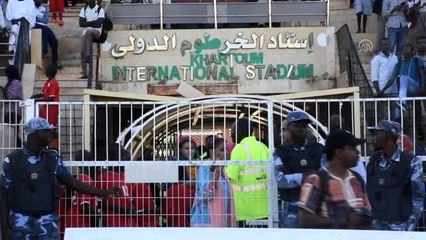 Sudan kadınlar futbol liginin ilk şampiyonu "Difa" oldu