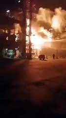 شاهد احتراق منشآت نفطية لـ نظام أسد بحمص (فيديو)