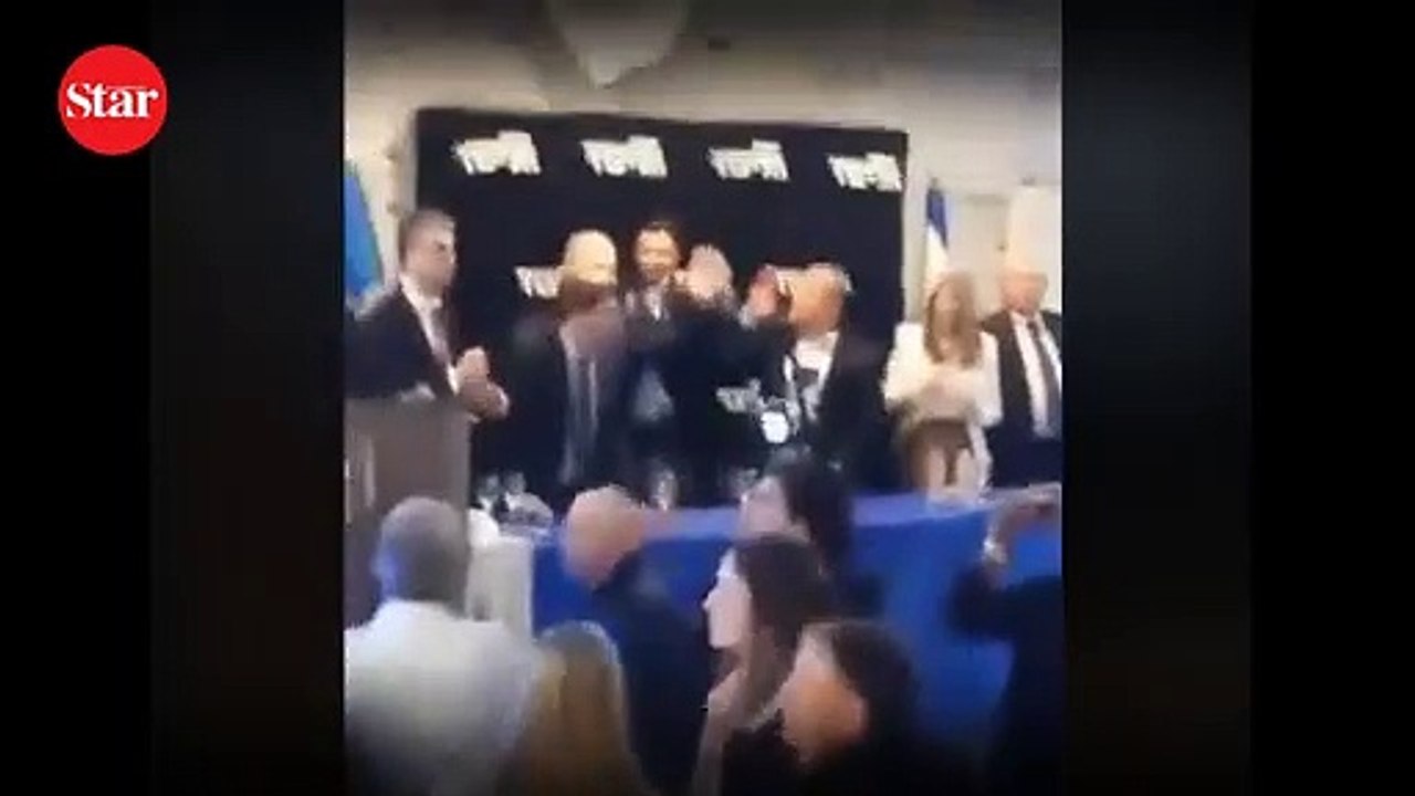 Netanyahu için korku dolu gece!; Konuşmasını ’roket’ kesti