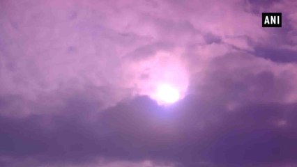 ದೇಶದ ಪ್ರತಿ ಮೂಲೆಯಿಂದಲೂ ಸೂರ್ಯ ಗ್ರಹಣ ವೀಕ್ಷಿಸಿದ ಜನ | SOLAR ECLIPSE | ONEINDIA KANNADA