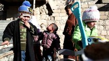 نازحون جدد يفرون تجدد القصف متوجهين إلى المجهول في شمال غرب سوريا