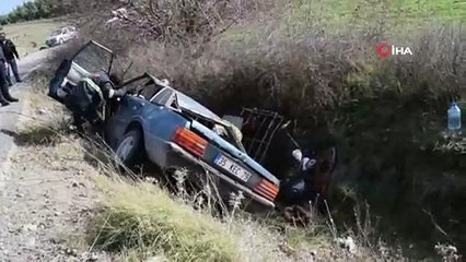 İzmir’de otomobil şarampole yuvarlandı: 2 yaralı