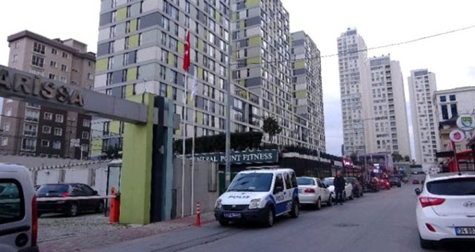 Ümraniye'de asansör boşluğuna düşen çocuk ağır yaralandı