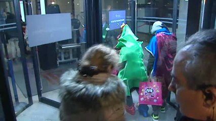 Lágrimas y disfraces en el salón de la Lotería