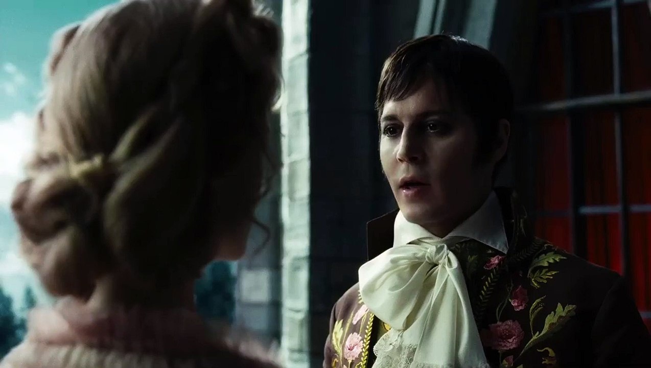 DARK SHADOWS - OFFICIAL TRAILER 1  [HD]