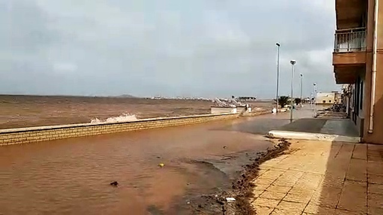 Los Nietos en fango por la DANA (sept. 2019)