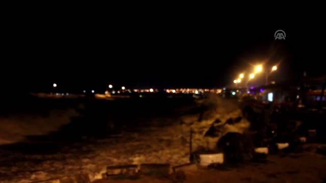 Lodos, Silivri'de dev dalgalar oluşturdu