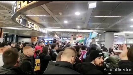 I Laziali aspettano la Lazio a Fiumicino