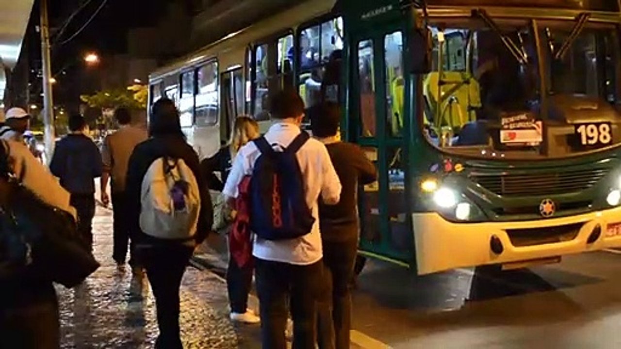 "Um Dia Comum Na Faculdade"
