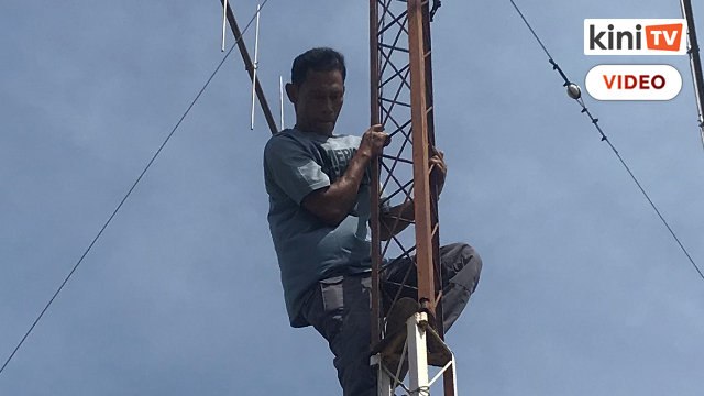 Aceh's miracle tsunami survivor's push for better early warning, 15 years on