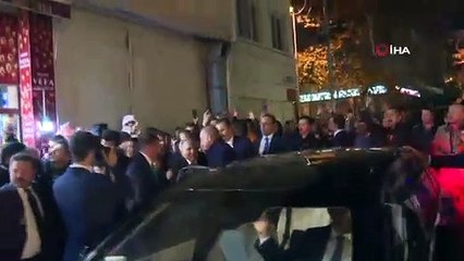 Cumhurbaşkanı Erdoğan, Fatih'te bozacıda vatandaşlarla sohbet etti