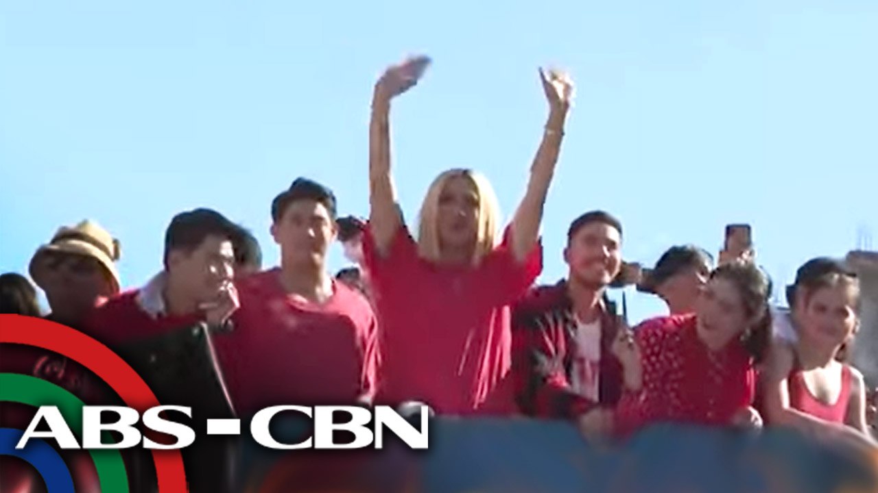 MMFF Parade of Stars, dinumog ng fans | UKG