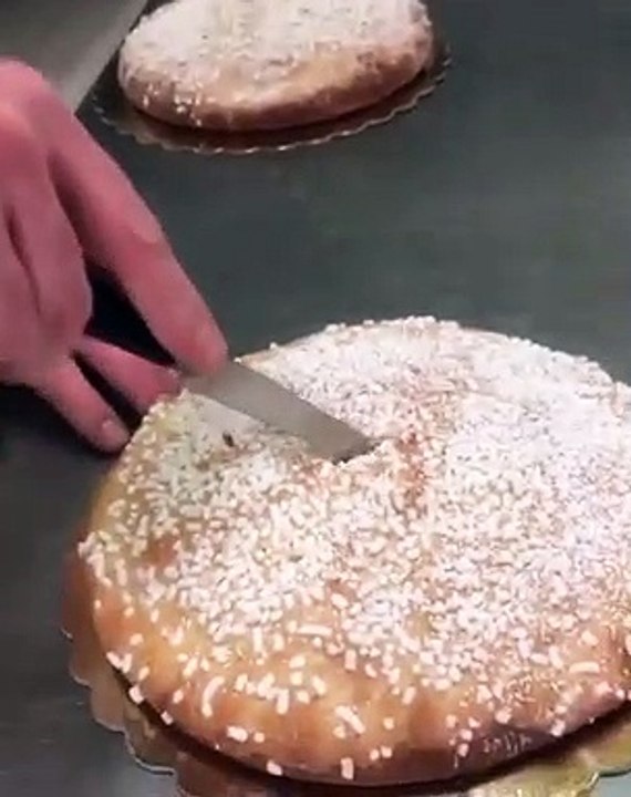 Aversa (CE) - Dalla Polacca alla Polopanettone- idea natalizia dello chef Mungig)