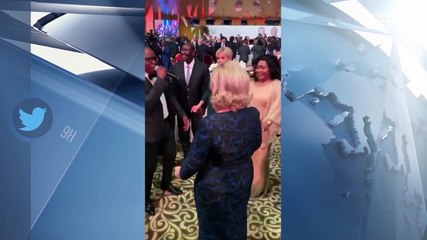 Brigitte Macron se lâche en Côte d’Ivoire : la Toile n’en revient pas