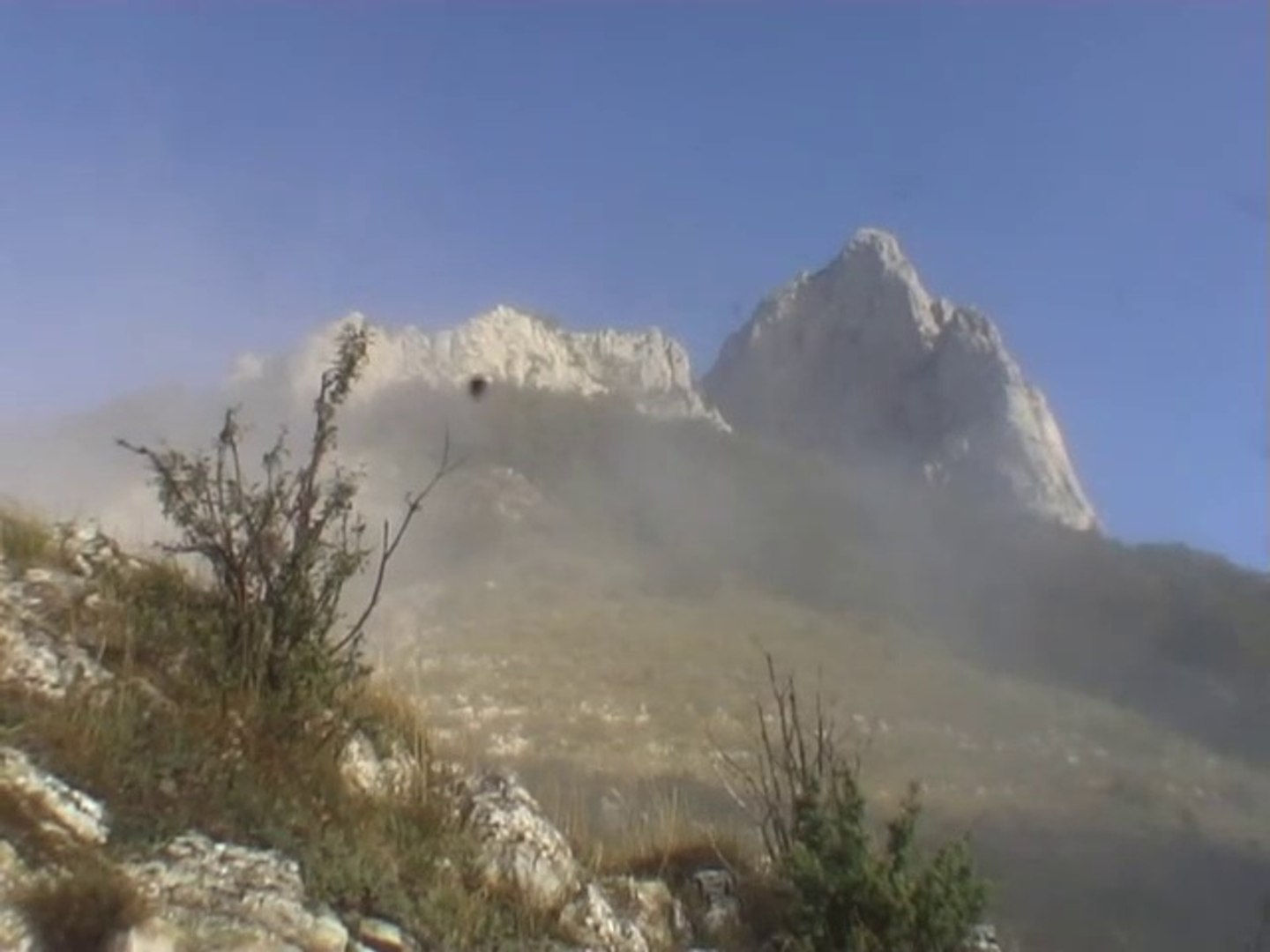 Le Veyou 1589 m du col de la Chaudière – Drôme provençale - Vidéo  Dailymotion