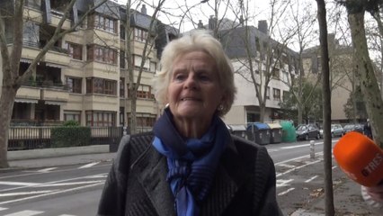 La madre de Urdangarin, "feliz" de pasar la Navidad con su hijo
