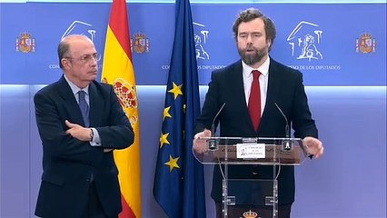 Vox tacha de “cacicada” su ubicación en el hemiciclo