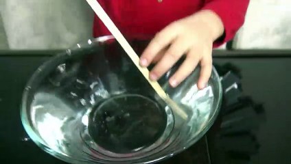 Lina Pamuk Şekeri  Deneyi Yaptı Pamuk Şekerleri Suya Attı Ve Yok Etti