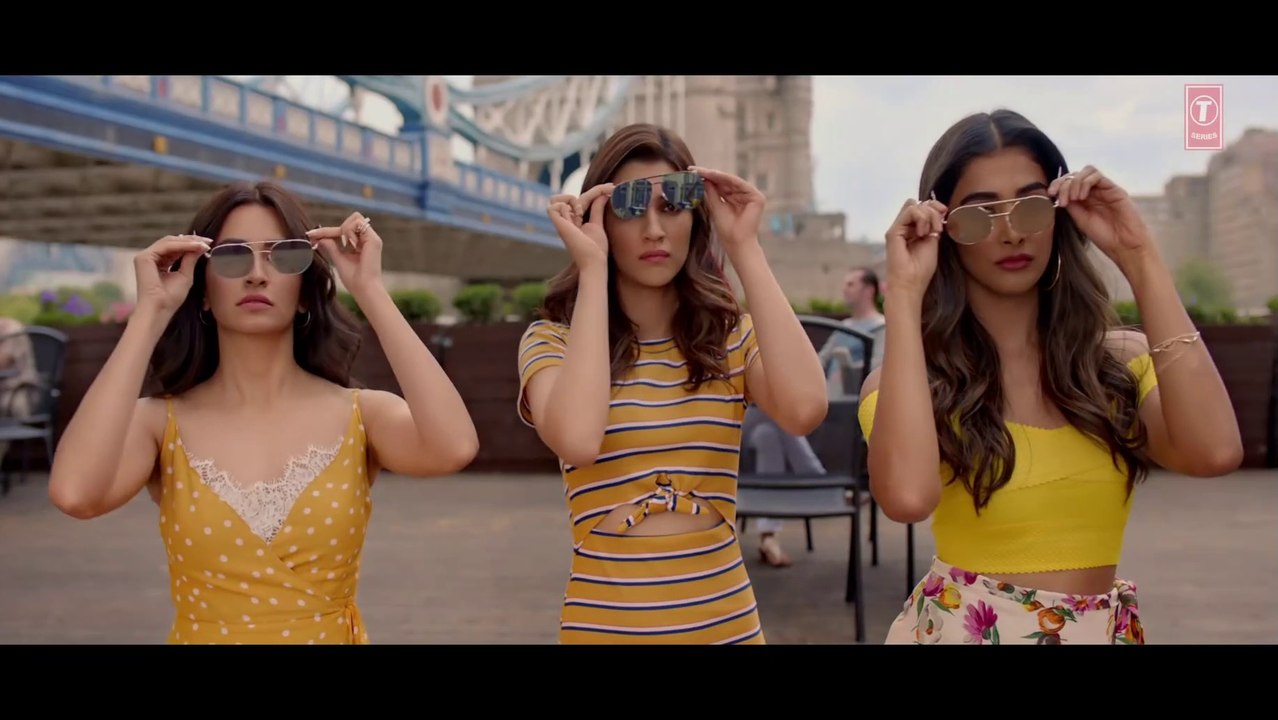 Ek_Chumma_Video_-_Housefull_4_-_Akshay_K,_Riteish_D,_Bobby_D,_Kriti_S,_Pooja,_Kriti_K_-_Sohail_Sen(1080p)