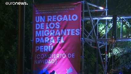 Migrantes venezolanos organizan un concierto navideño para agradecer a los peruanos