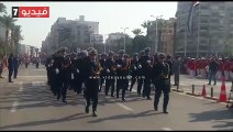 محافظ بورسعيد يشهد العرض العسكرى والفنى احتفالا بالعيد القومى للمحافظة