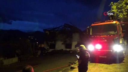Yaşlı kadın alevlerin arasında feci şekilde hayatını kaybetti