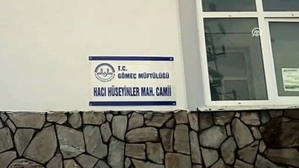 Yıldırım isabet eden camide hasar oluştu - BALIKESİR