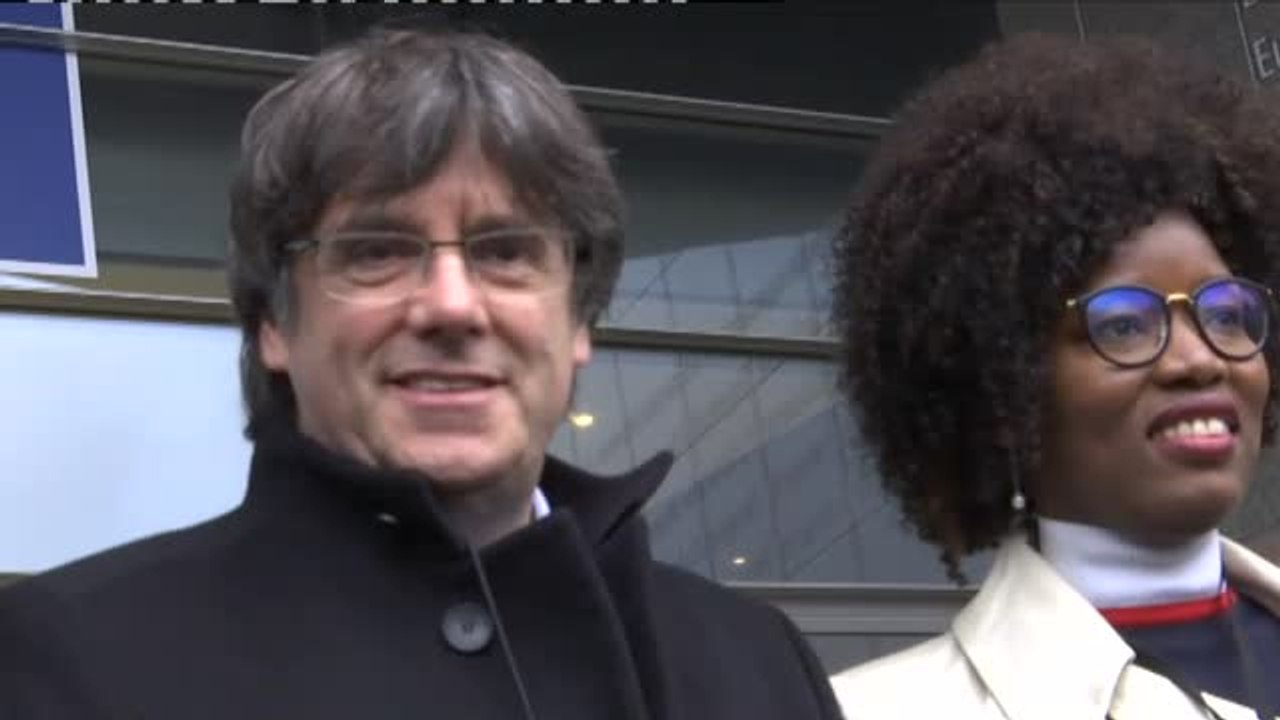 La Fiscalía pide al Supremo que solicite a la Eurocámara la suspensión de la inmunidad de Puigdemont y Comín