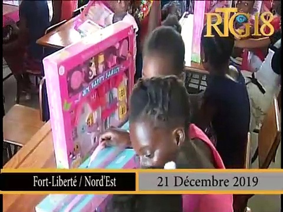 Martine Moïse distribiye jwèt bay plizyè milye timoun nan divès komin nan depatman Nòdès.