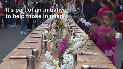 Lebanon activists serve up Christmas dinner in Beirut protest square