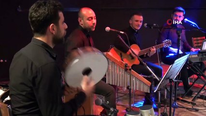 Siverek'te görev yapan öğretmenler Urfa'da sanat rüzgarı estirdi