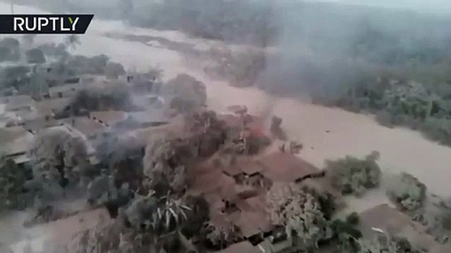 Este dron capta la destrucción causada por la erupción del Volcán de Fuego
