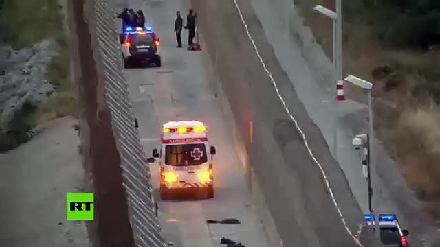 Así tratan de cruzar ilegalmente a España cientos de inmigrantes