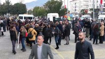 Ceren Özdemir’in katilinin duruşması öncesi kadın dernekleri adliye önünde toplandı