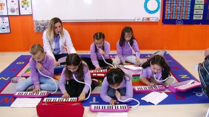 Minik öğrenciler ev ortamına dönüştürülen sınıfta eğlenerek öğreniyor - SAKARYA