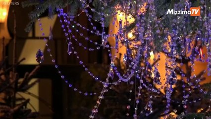 Tivoli ဥယျာဉ်ကြီးထဲက ခရစ်စမတ်ပွဲတော်Tivoli ဥယျာဉ်ကြီးထဲက ခရစ်စမတ်ပွဲတော်